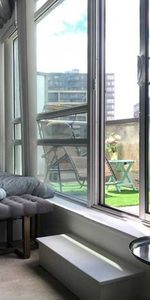 150 Sudbury St - Large Beautifully Furnished Bachelor Unit With A Den - Photo 4