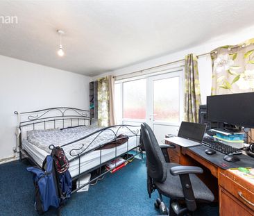 4 bedroom semi-detached house to rent - Photo 4