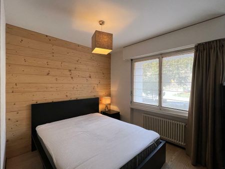 Studio rénové au pied des pistes - A L'ANNÉE - Foto 2