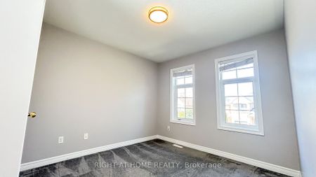 For Lease - 15 Krakow Street, Brampton, Ontario - Photo 4