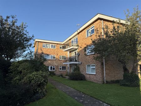 2 bedroom apartment to rent - Photo 3