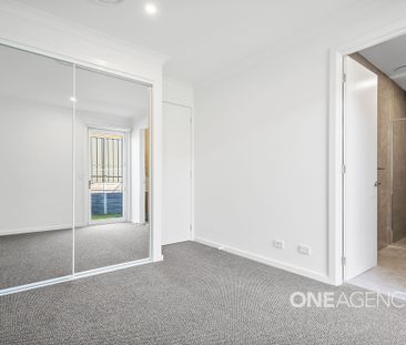 MODERN FAMILY HOME IN A QUIET HORSLEY LOCATION - Photo 2