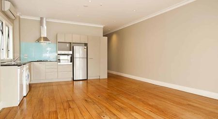 16A Victoria Road, Devonport - Photo 2