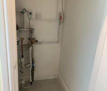 Studio to rent - Photo 6