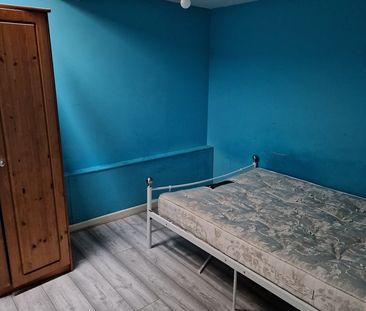 Room in a Shared Flat, Two Mile Hill Road, BS15 - Photo 3