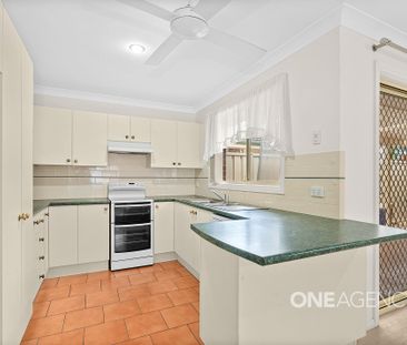 COMFORTABLE FAMILY LIVING IN A QUIET BOMADERRY CUL-DE-SAC - Photo 4