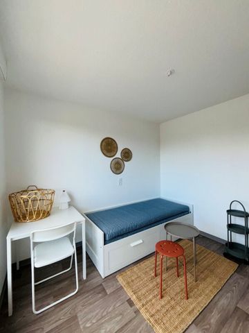 Location Appartement 1 pièce 16m² FRANQUEVILLE ST PIERRE 76520 - Photo 2