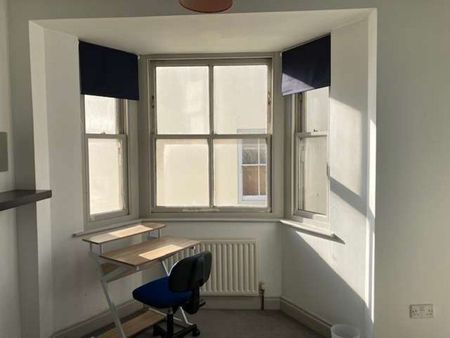 Princes Street Room 4 - Photo 2