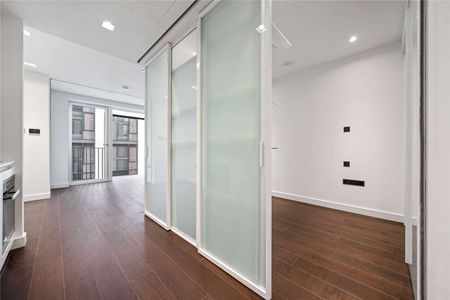 Studio apartment with access to a winter garden and leisure facilities. - Photo 3