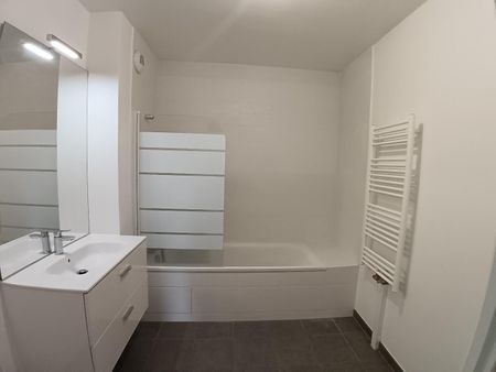 location Appartement T3 DE 65.86m² À MEAUX - Photo 3