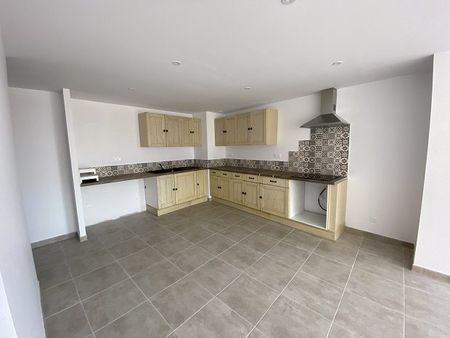 Location Appartement 3 pièces 65m² SOREDE 66690 - Photo 4