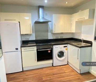 2 bedroom flat to rent - Photo 4