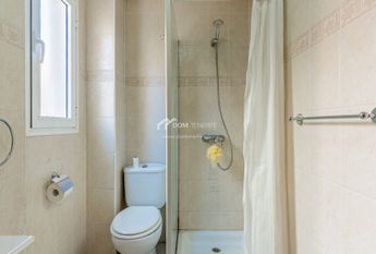 Chalet adosado · Alquiler a largo plazo ·