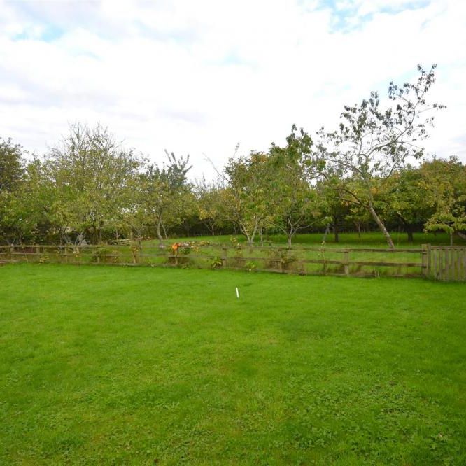 Moor Monkton, York - Photo 1