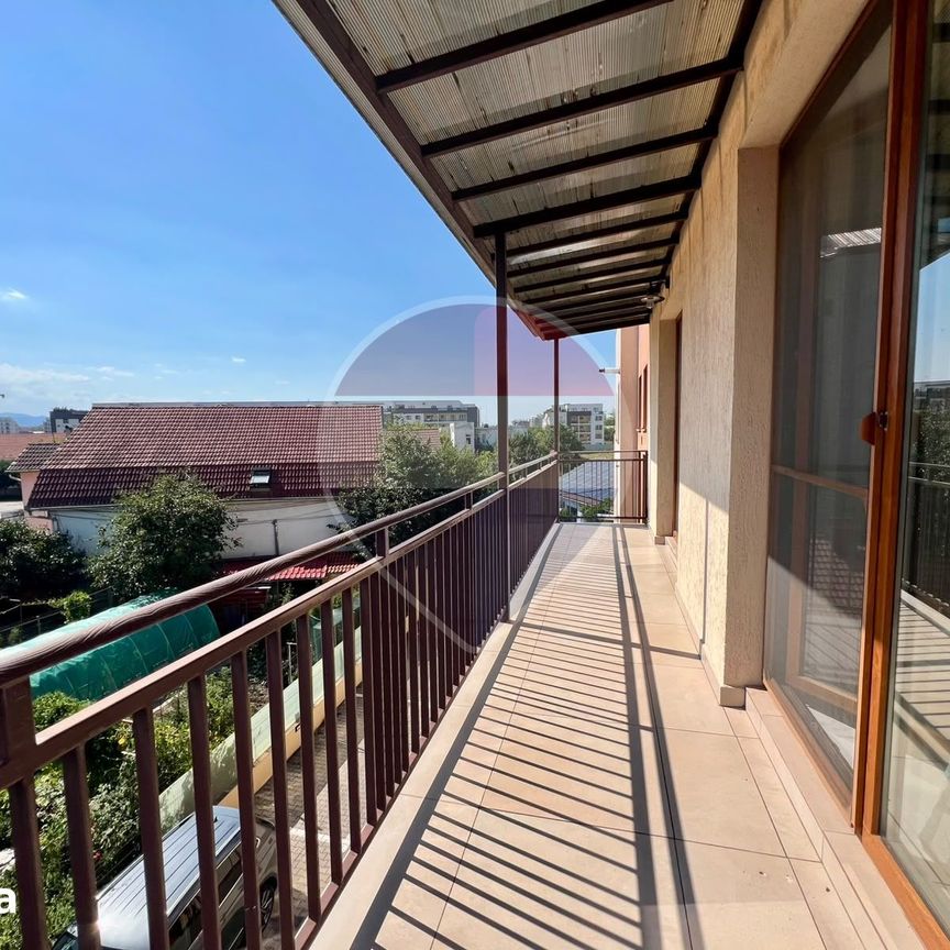 Apartament cu 3 camere de închiriat în zona Piata Cluj - Fotografie 1