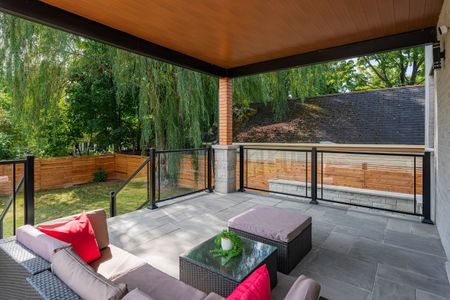 For Lease - 14 Crescent Road, Oakville, Ontario - Photo 3