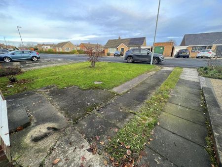 3 bedroom semi-detached house to rent - Photo 5