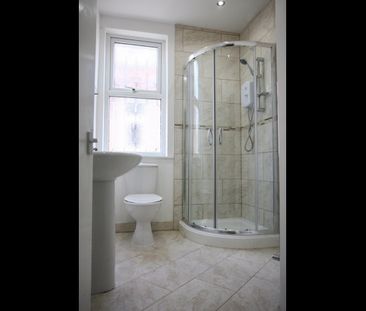 6 Bed Semi-Detached House, Salisbury Road, L15 - Photo 5