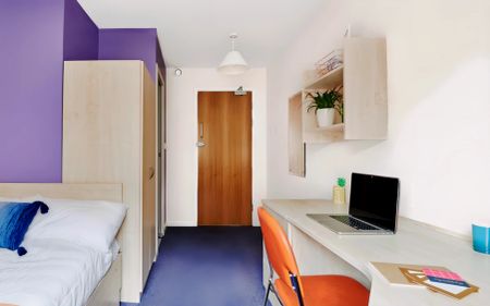 Classic En-suite Single - Photo 2