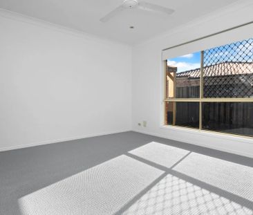 Stunning Family Home in Kallangur! - Photo 4