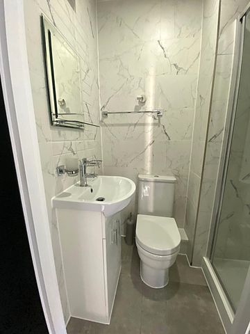 £1,090 PCM, Refurbished Two Bedroom, Two Bathroom Maisonette with Garden in Paget Street, Grangetown, Cardiff, CF11 7LB - Photo 5
