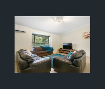 Inner City Living close to everything. - Photo 1