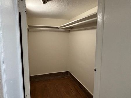 For Lease - 15 Anglesey Boulevard Unit# B-316, Toronto, Ontario - Photo 3