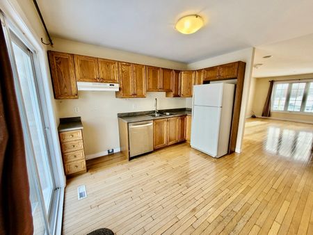For Lease - 194 Livingstone Street Unit# Upper, Barrie, Ontario - Photo 5