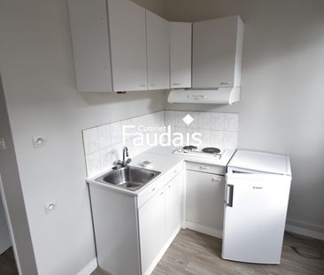 Location Appartement 1 pièce 21m² ST LO 50000 - Photo 1