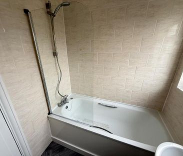 2 bedroom house to rent - Photo 1