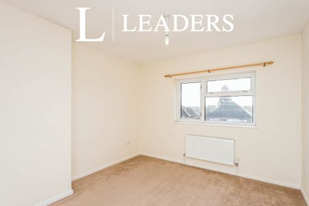 4 bedroom house to rent Hamsland, Horsted Keynes, Haywards Heath, RH17 - Photo 4