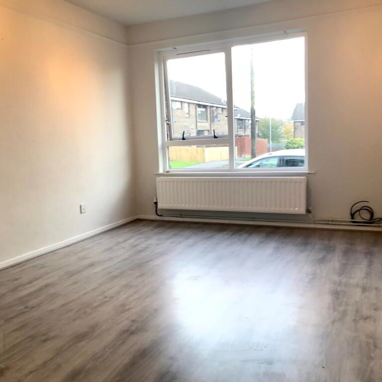 52 Adelaide Avenue, Carrickfergus, Whitehead, BT38 9SD - Photo 1