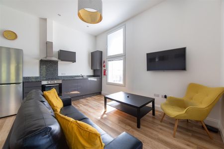 2 bed apartment to rent in Osborne Terrace, Jesmond, NE2 - Photo 3