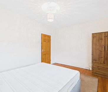 32 Hollycroft Avenue, Belfast, BT5 5JE - Photo 6