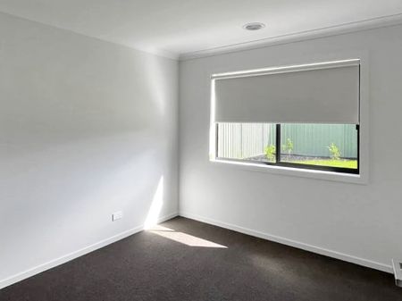 722 UNION ROAD, Glenroy NSW 2640 - House For Rent | Domain - Photo 2