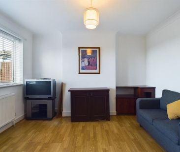 Carlyle Avenue, Brighton - Photo 5