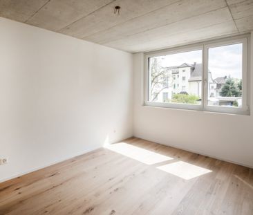 Moderne 3.5-Zimmer Wohnung im Eigentumsstandard im Herzen von Lange... - Photo 1