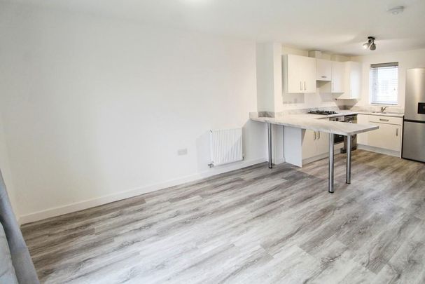 3 bedroom end of terrace house to rent - Photo 1