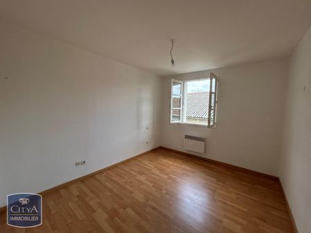 Location Appartement 4 pièces 74m² RICHELIEU 37120 - Photo 2