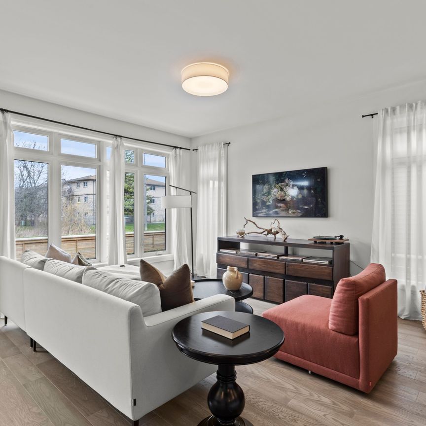 For Lease - 8974 Willoughby Drive Unit# 8, Niagara Falls, Ontario - Photo 1