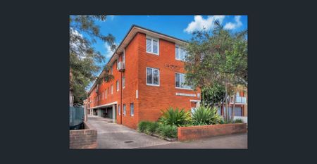 One-Bedroom Apartment in a Convenient Mascot Location - Photo 5