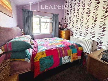 White Beam Rise, Clanfield, Waterlooville, Hampshire, PO8 - Photo 5