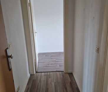 Geräumige zwei Zimmer Wohnung mit Balkon sucht ab sofort Mieter! - Photo 3