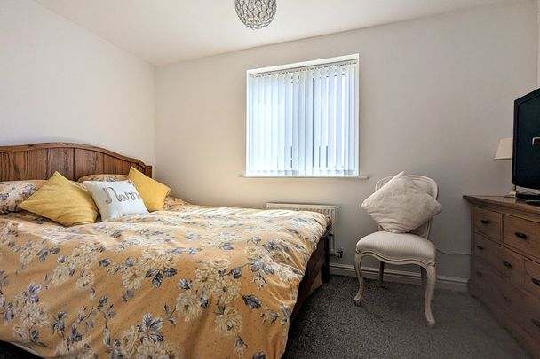 Ymyl Yr Afon, Hawthorn, PONTYPRIDD - Photo 1