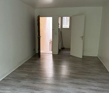 Location appartement 1 pièce, 26.80m², Bolbec - Photo 1