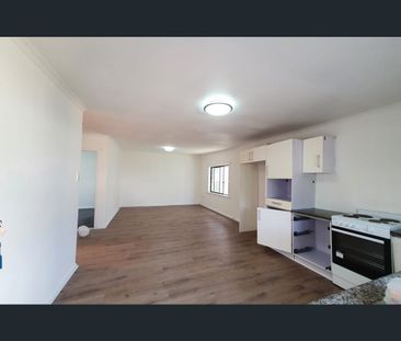 2/32 Chisholm Road, Auburn, NSW 2144 - Photo 1