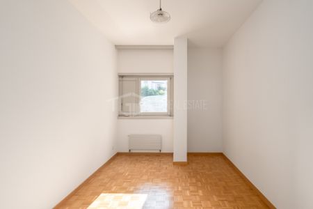 APPARTAMENTO DI 3.5 LOCALI VICINO ALLA STAZIONE - Foto 3