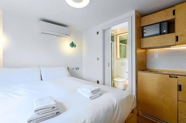 Studio to rent - Photo 1