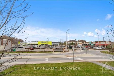 For Lease - 305 CRESTHAVEN Drive Unit# 3, Barrhaven, Ontario - Photo 3