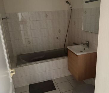 Location Appartement 1 pièce 29m² - Photo 3